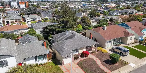 750 Magnolia Avenue