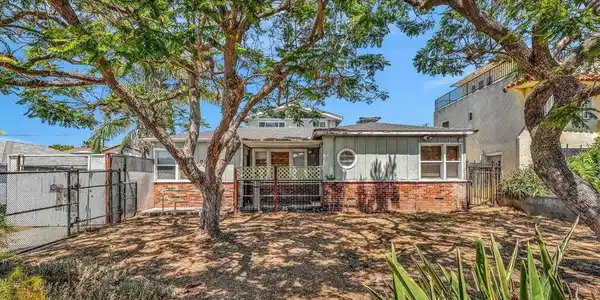 3616 Mountain View Avenue