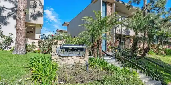 4716 La Villa Marina