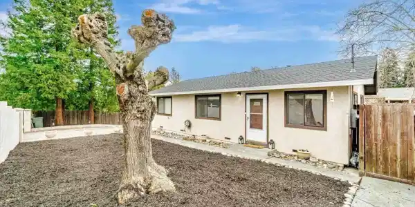 327 4Th Ave