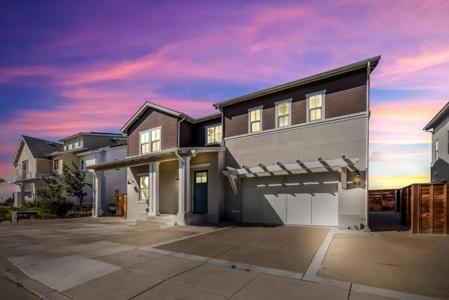413 Halcyon Place
