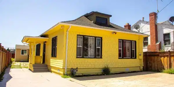 2260 90th Ave