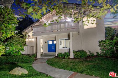 1318 Avenida De Cortez