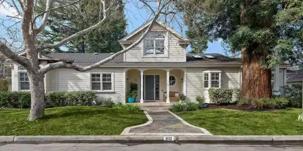 910 Cambridge Avenue