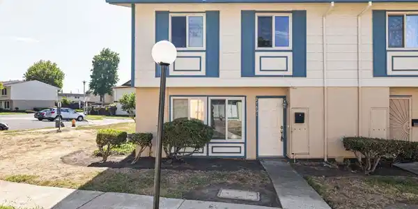 27801 Del Norte Ct