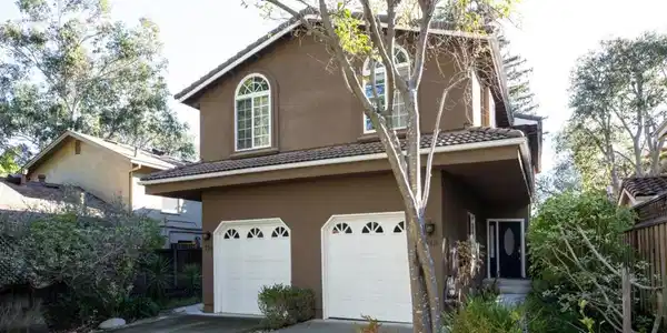 719 Elizabeth Lane
