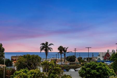 2744 Carlsbad Blvd.