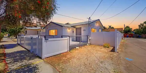 279 Del Mar Avenue
