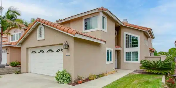 3290 San Helena Dr