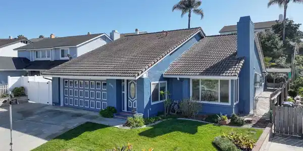3795 Kelton Drive
