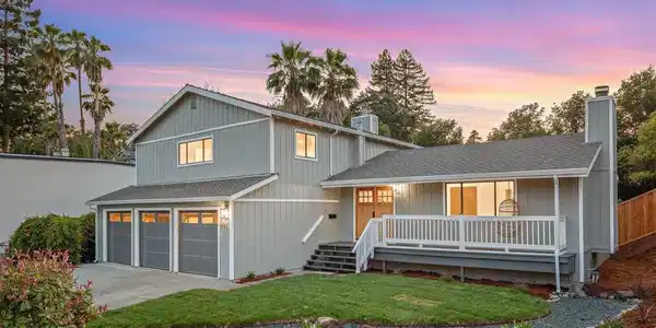 101 Lena Ct