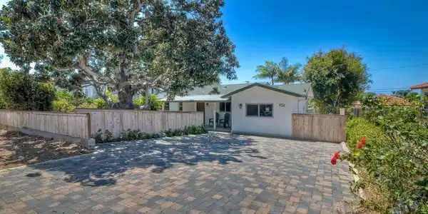932 Stratford Drive