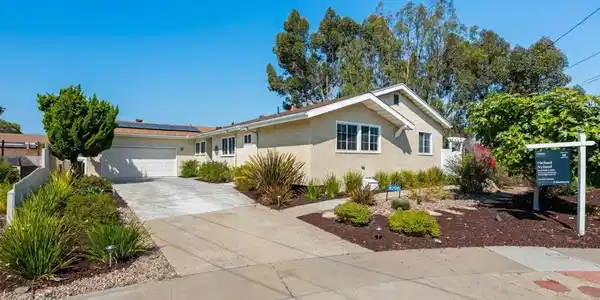 8796 Regency Road