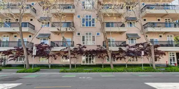 200 Sheridan Avenue
