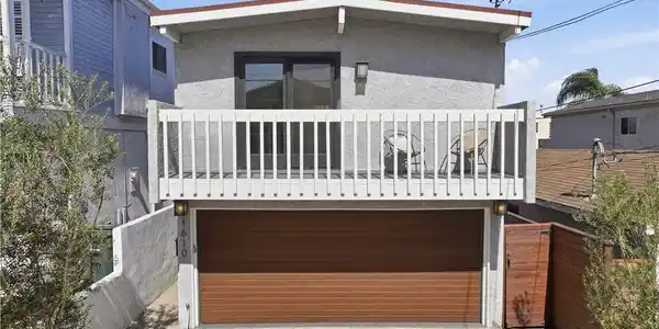 1610 Carver