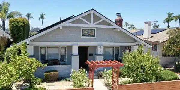 2912 Granada Avenue