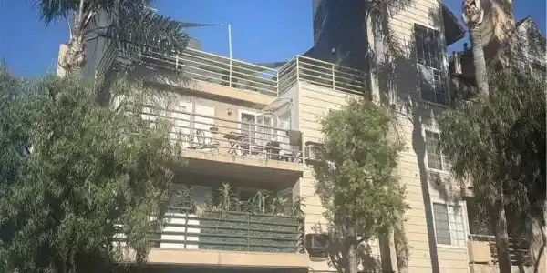 707 W 4th