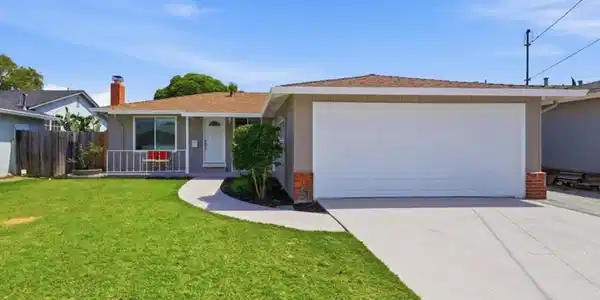 36023 Pizarro Dr