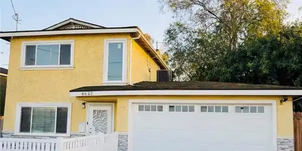 4622 W 156th