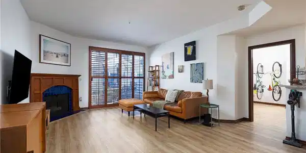 640 W 4th Street