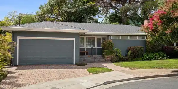 3327 Victor Ave