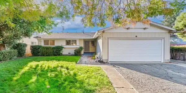 884 San Simeon Drive