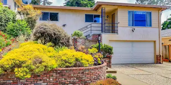 6830 Del Monte Ave