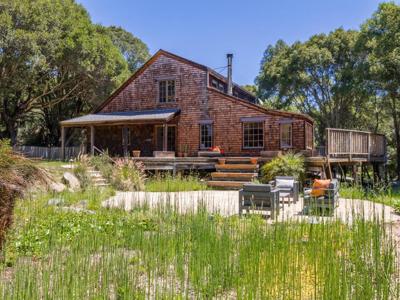 925 Old Farm Lane