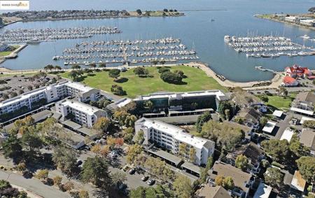 1201 Melville Square