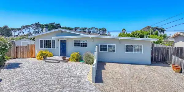3115 Flower Circle