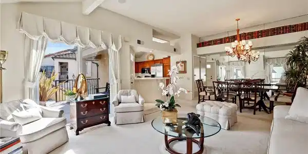 75 Corsica Drive