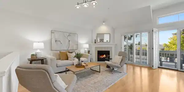1086 Tiller Lane