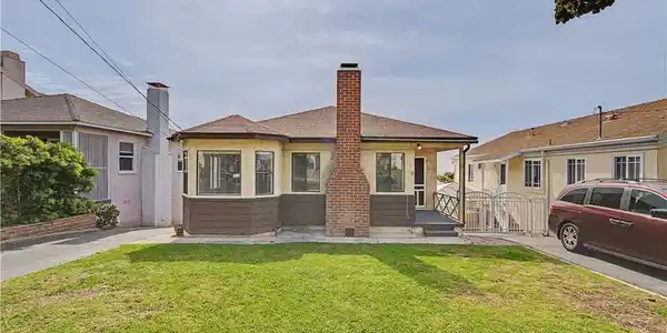 819 N. Maria