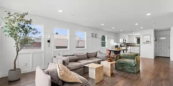 427 K Avenue