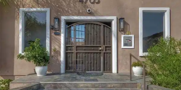 Image 4