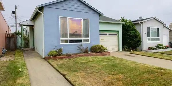 30 Rockridge Avenue