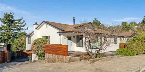 3025 Crystal Heights Drive
