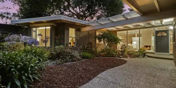 887 Loma Verde Avenue