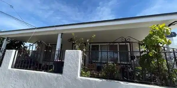 327 S 29th