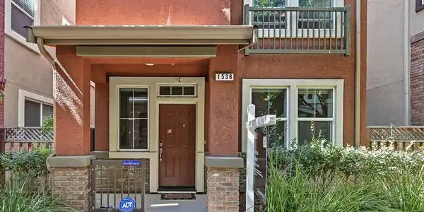 1538 Neleigh Place