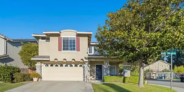 38751 Litchfield Cir