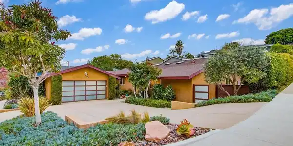 871 Gage Dr