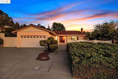 1441 Wallace Ct