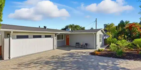 141 Hillcrest Road