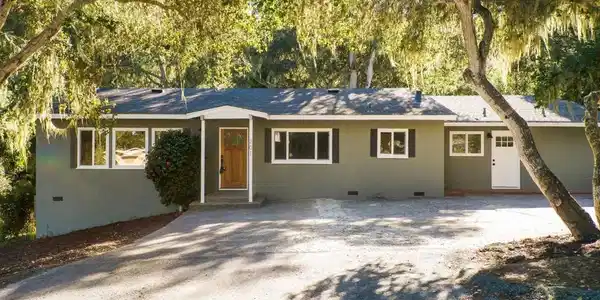 201 Soledad Place