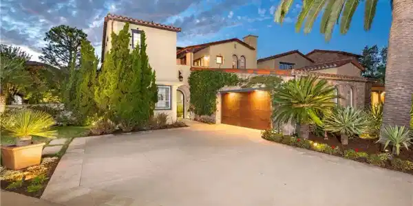 1 Ocean Heights Drive
