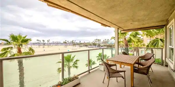 1000 E Ocean Boulevard