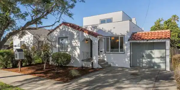 935 Virginia Street