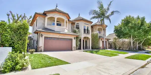 16802 Kamalii Drive