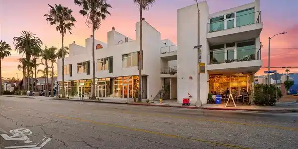 1121 Abbot Kinney Boulevard